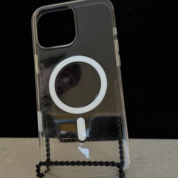 Apple Clear Mag safe iphone 15 pro max case - Picture 2 of 5